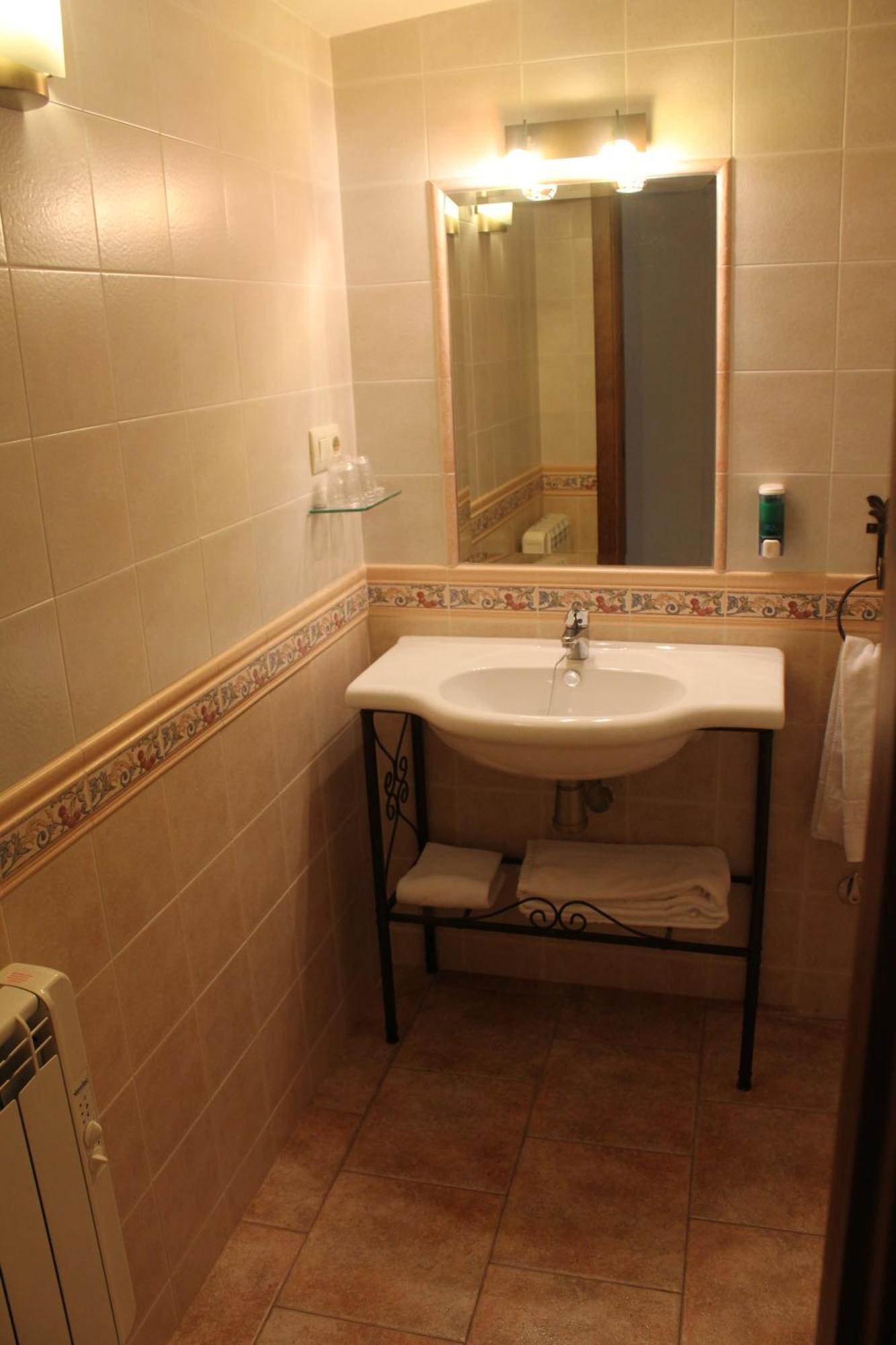 קואנקה Hostal San Pedro מראה חיצוני תמונה