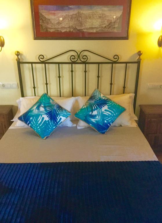 קואנקה Hostal San Pedro מראה חיצוני תמונה