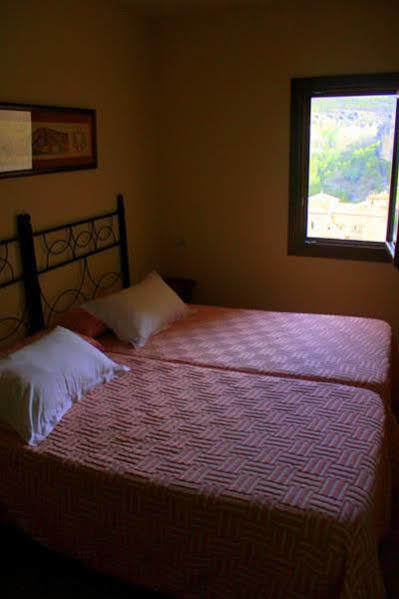 קואנקה Hostal San Pedro מראה חיצוני תמונה
