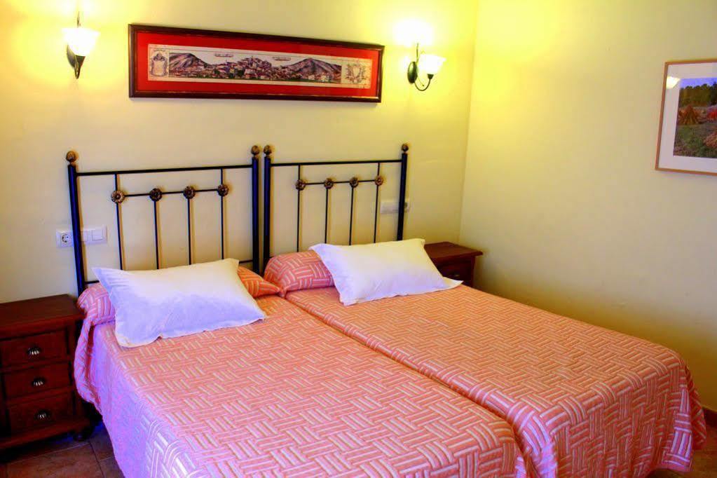 קואנקה Hostal San Pedro מראה חיצוני תמונה