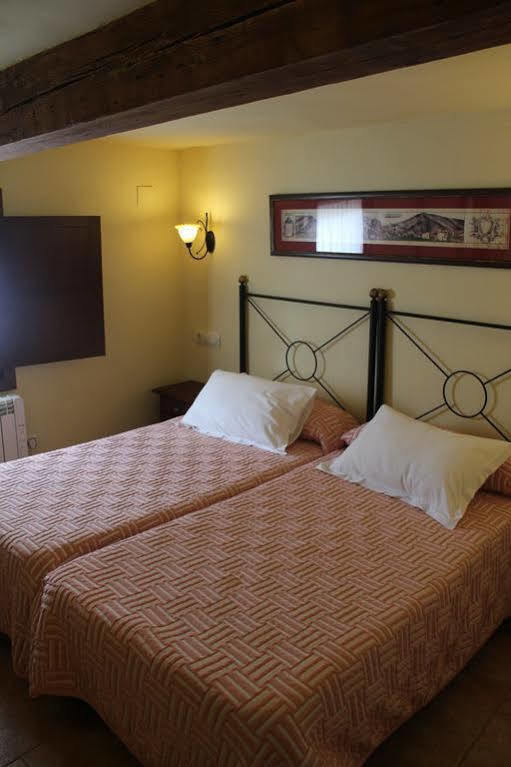 קואנקה Hostal San Pedro מראה חיצוני תמונה