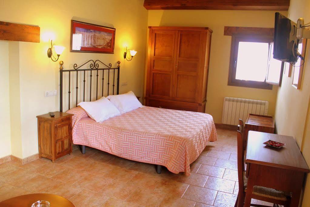 קואנקה Hostal San Pedro מראה חיצוני תמונה